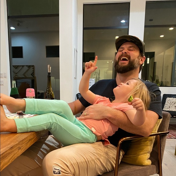 Meet your Posher, Gregory - Picture 2 of 2